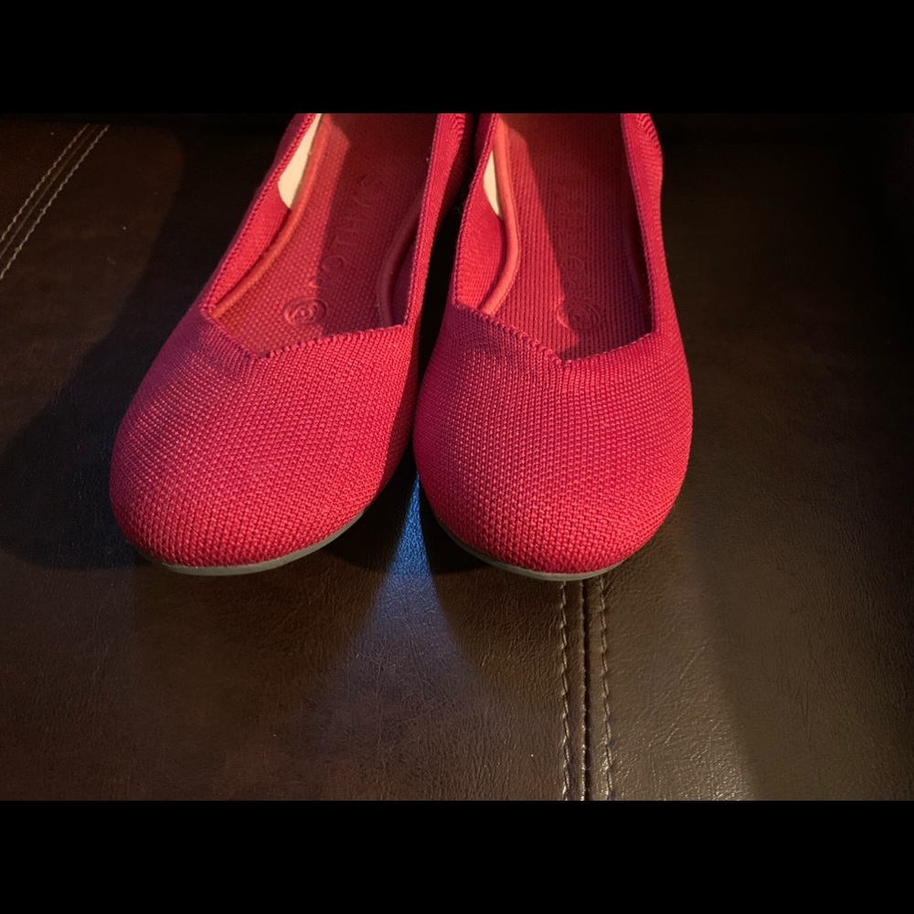 Rothy’s Gently Used Red Size 6 Rounded Toe Flats - image 2